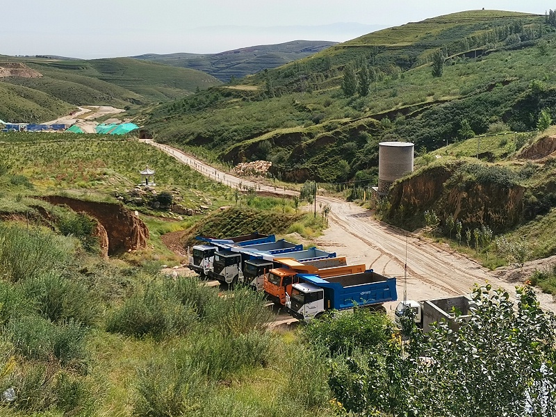 純電動礦用寬體車 純電動礦用寬體車
